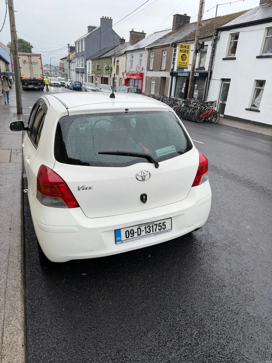 Toyota Yaris 2009 low mileage Automatic - Image 4