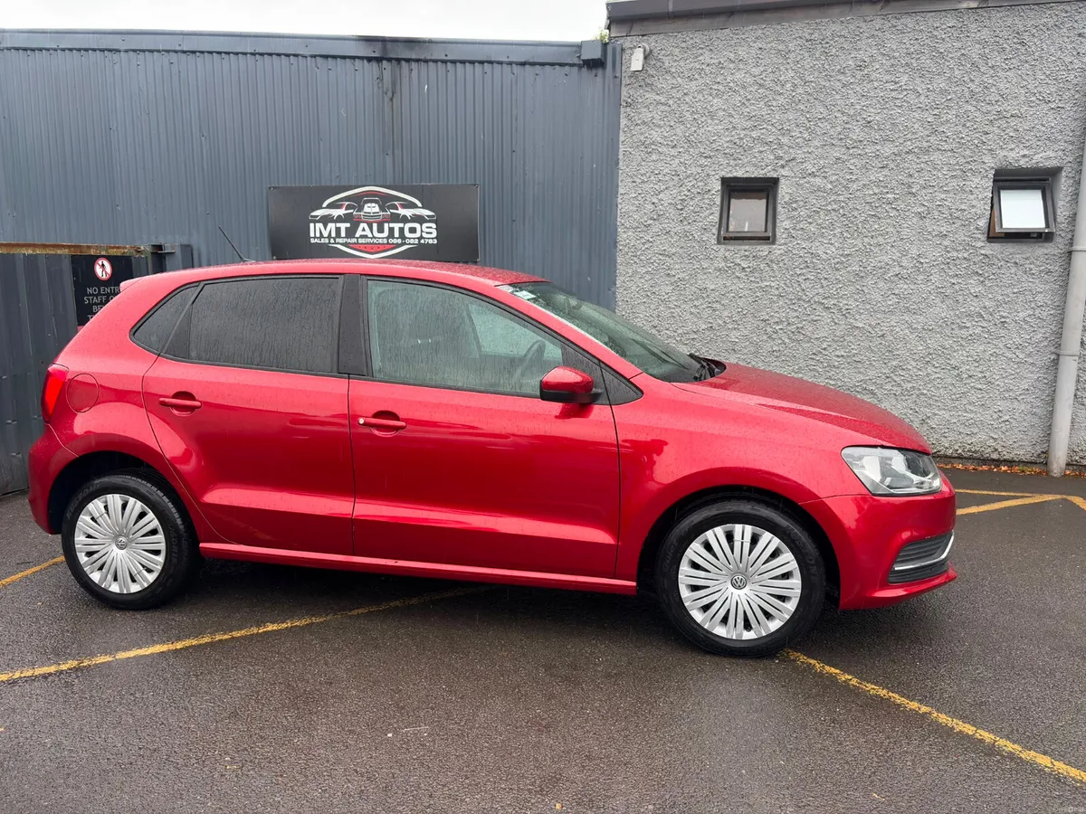 Volkswagen Polo 2015 automatic - Image 3