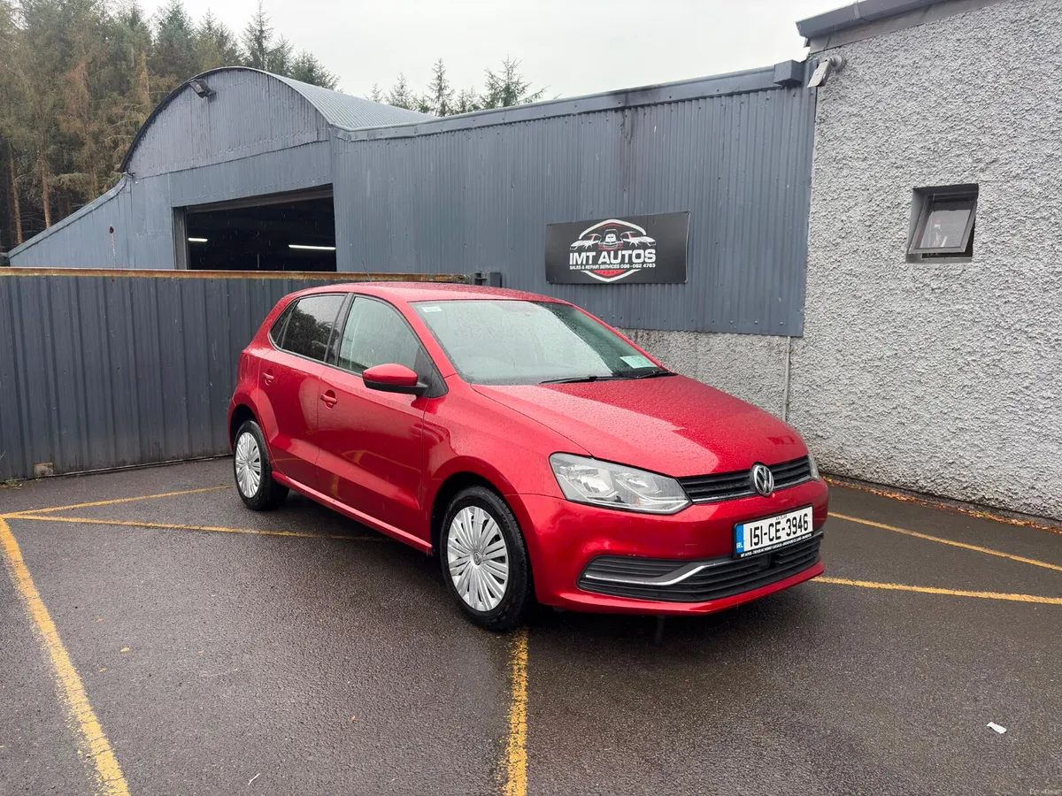 Volkswagen Polo 2015 automatic - Image 1