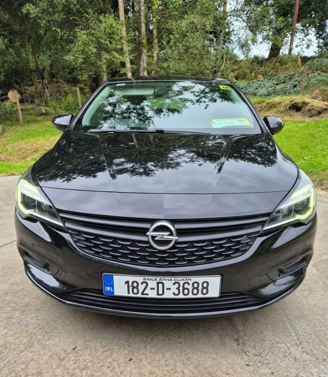 2018 Opel Astra 1.4 Petrol - NCT July 2028 - Taxed - Image 1