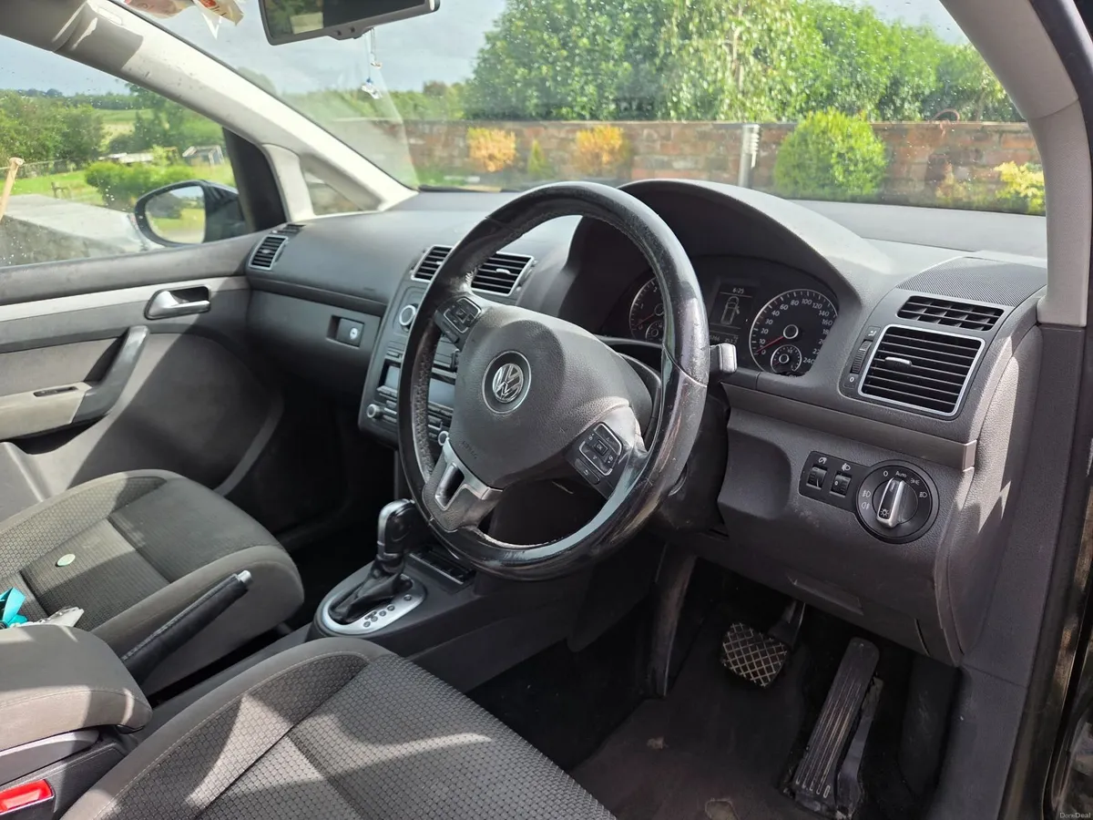 Volkswagen Touran 2012 1.6 Diesel Automatic - Image 4