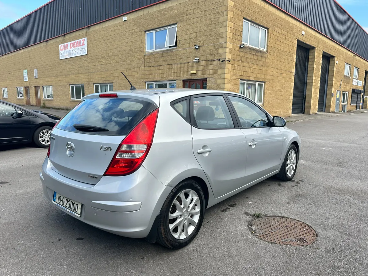 Hyundai i30 2010,1.6 CRDi Deluxe+Nct 28-06-27, - Image 6