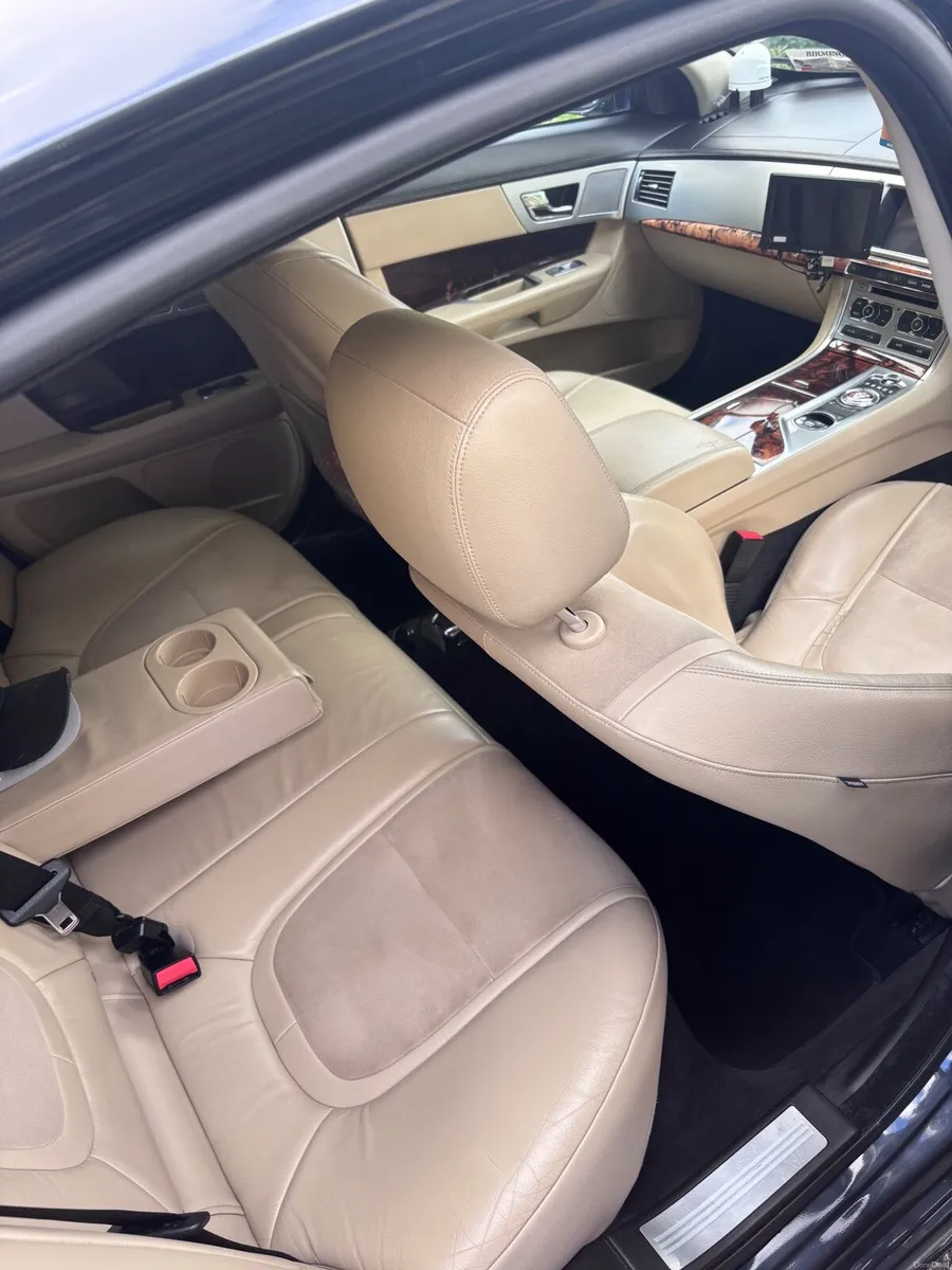 Jaguar XF 2012, tax no nct , open to offers - Image 4