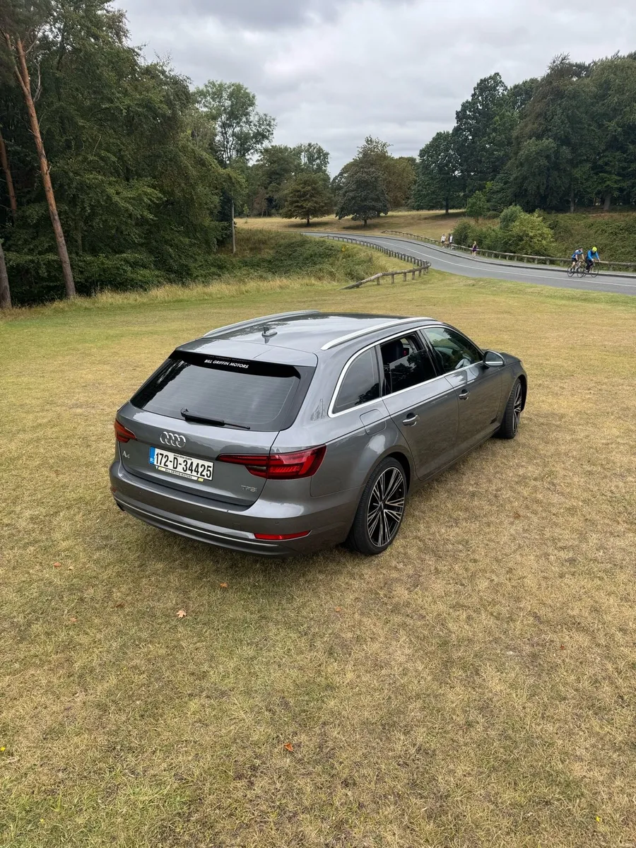 Audi A4 AVANT S-Line / HIGHEST SPEC  / LOW MILAGE - Image 3