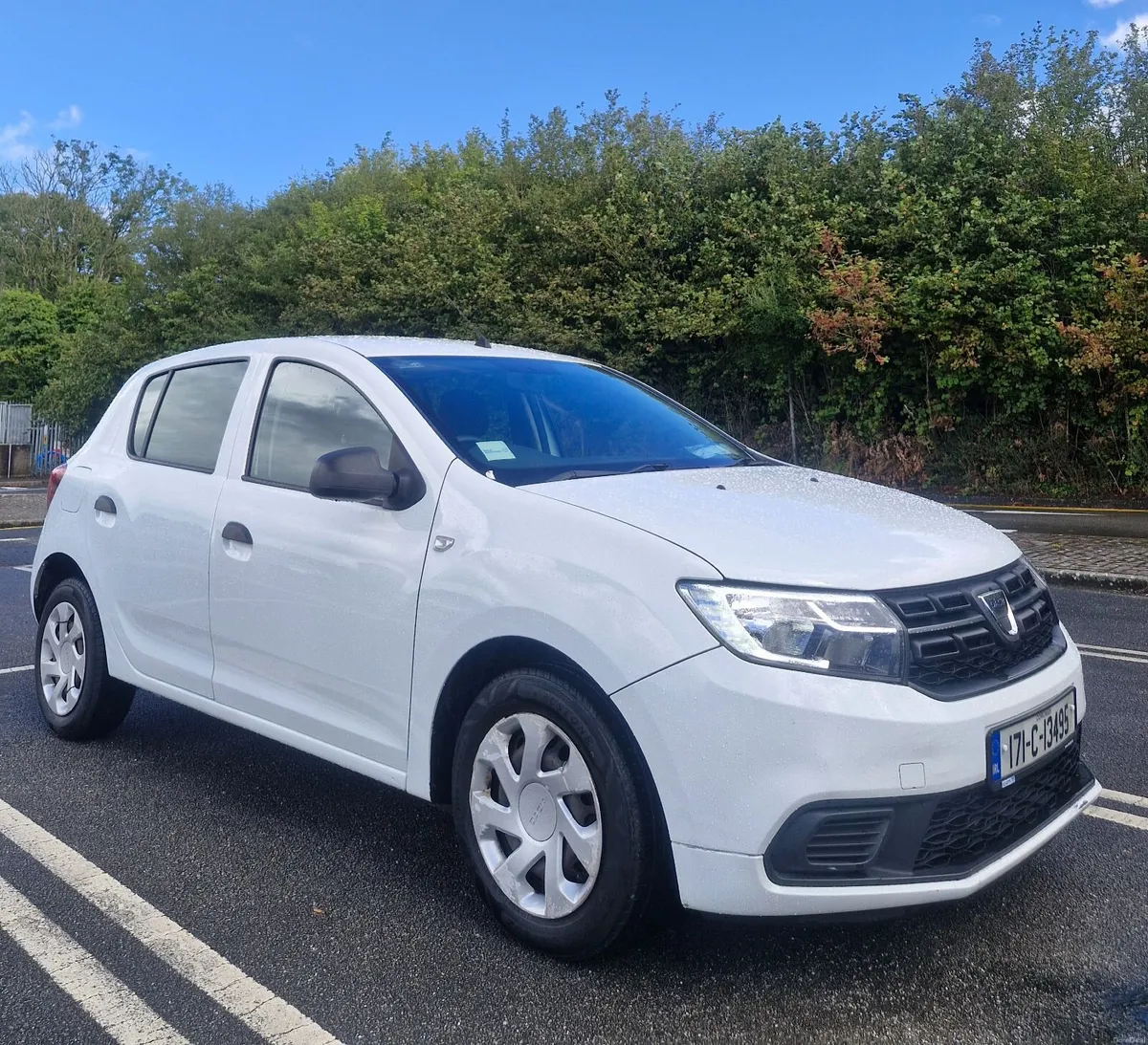 171 Dacia Sandero 1.0 Petrol - Image 1