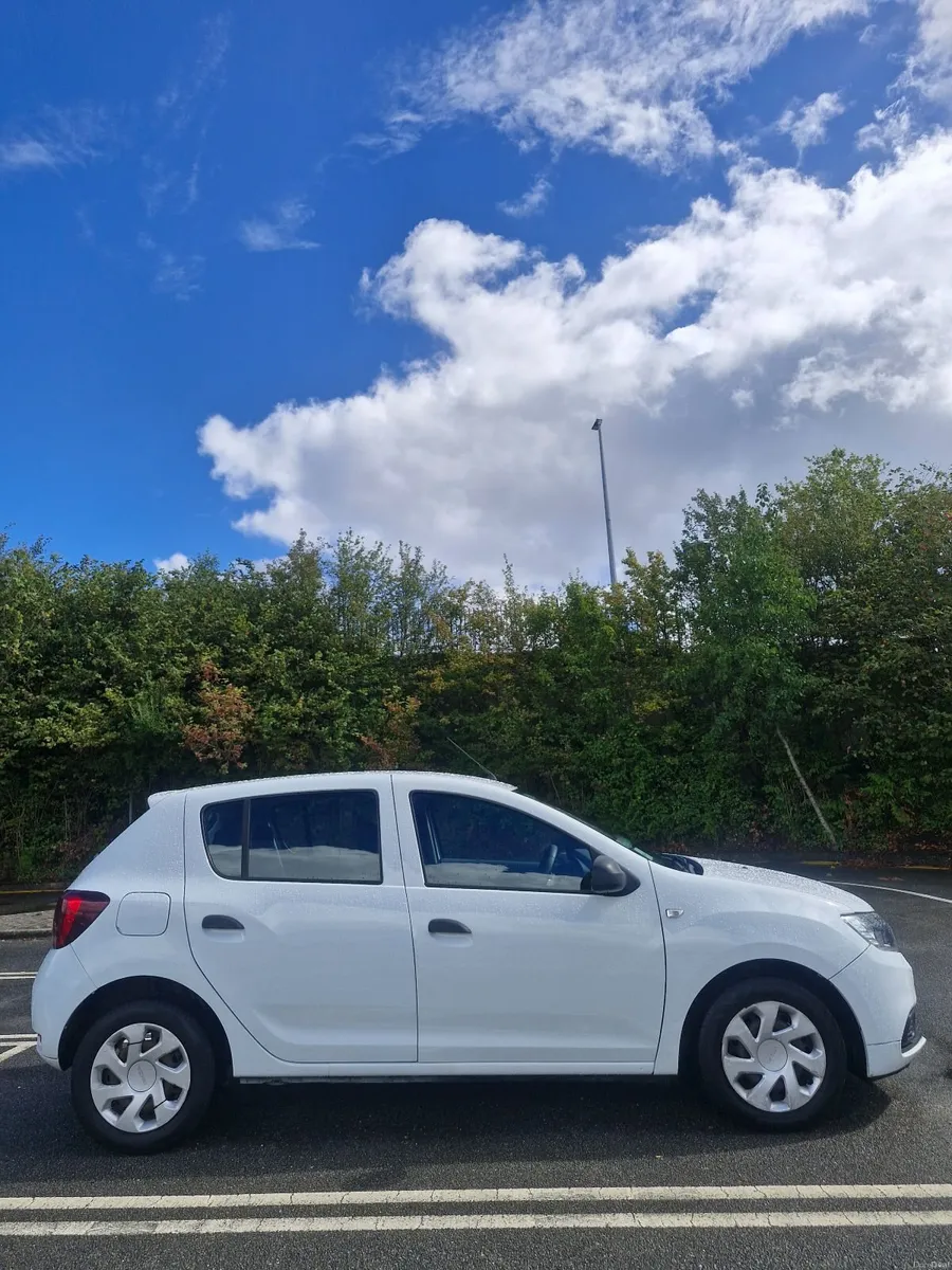 171 Dacia Sandero 1.0 Petrol - Image 5