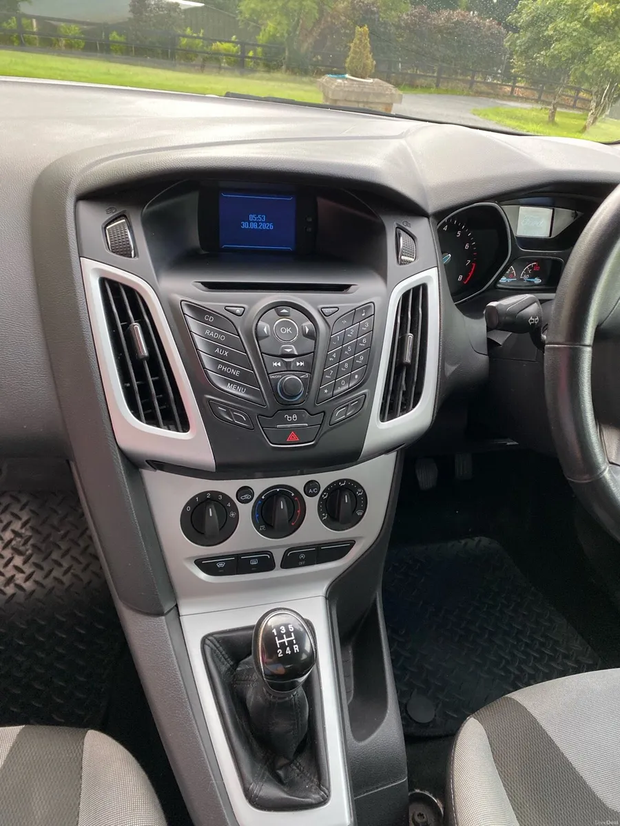 Ford focus 1l - Image 6