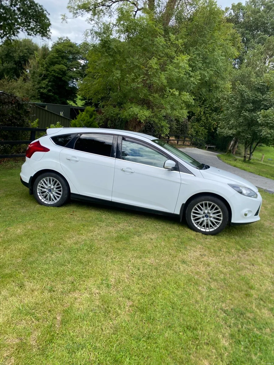 Ford focus 1l - Image 2