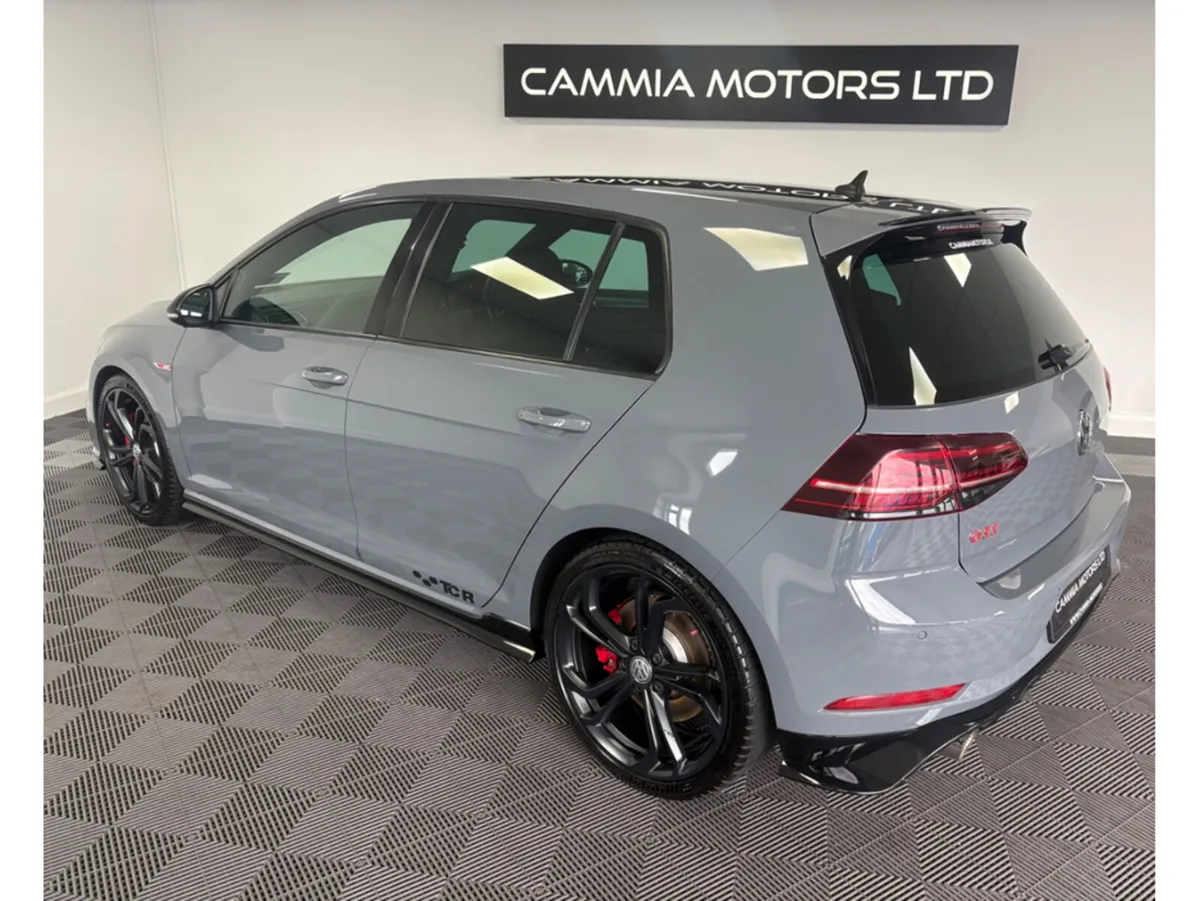 Volkswagen Golf VOLKSWAGEN GOLF GTI TCR 2.0 PETROL - Image 3