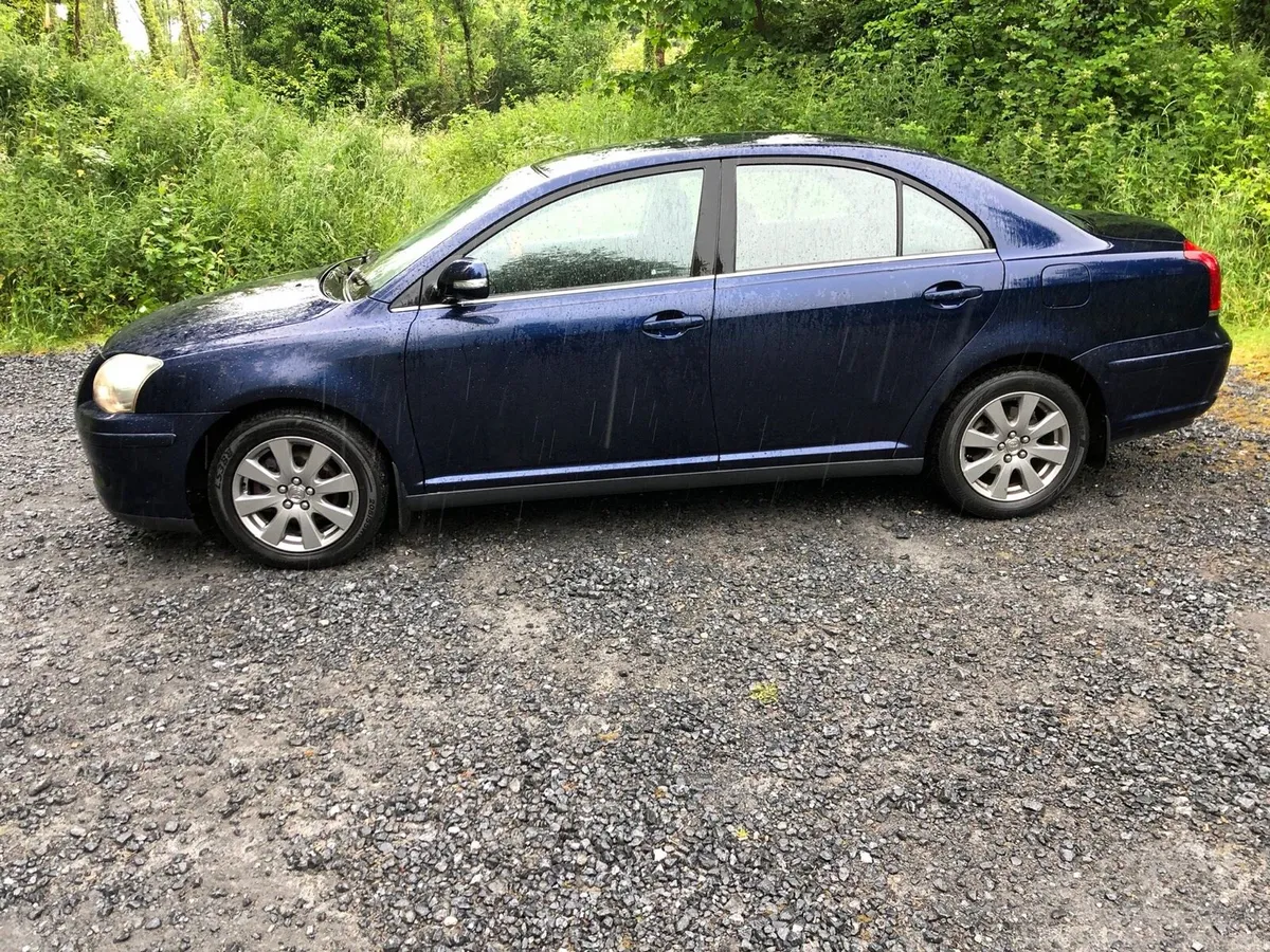 Toyota Avensis 1.6 petrol  just passed nct - Image 5