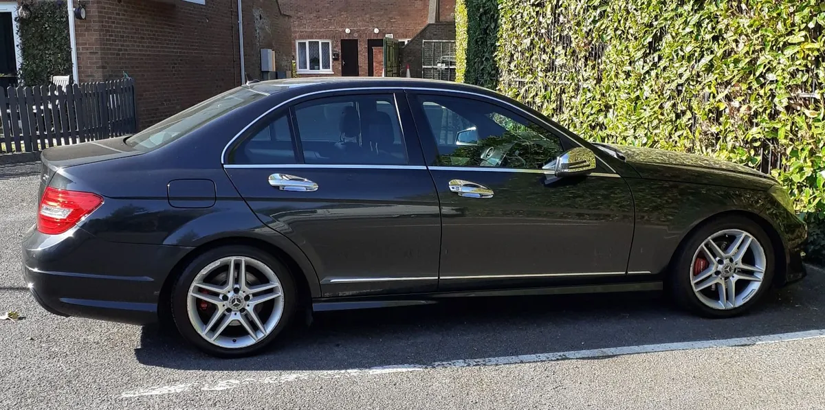 Mercedes-Benz C-Class 2013 - Image 3