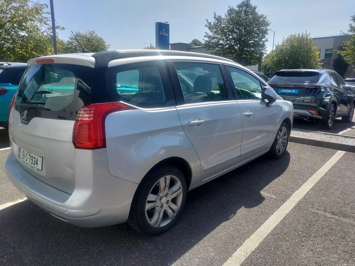 Peugeot 5008 with dashcam, spare wheel - Image 2