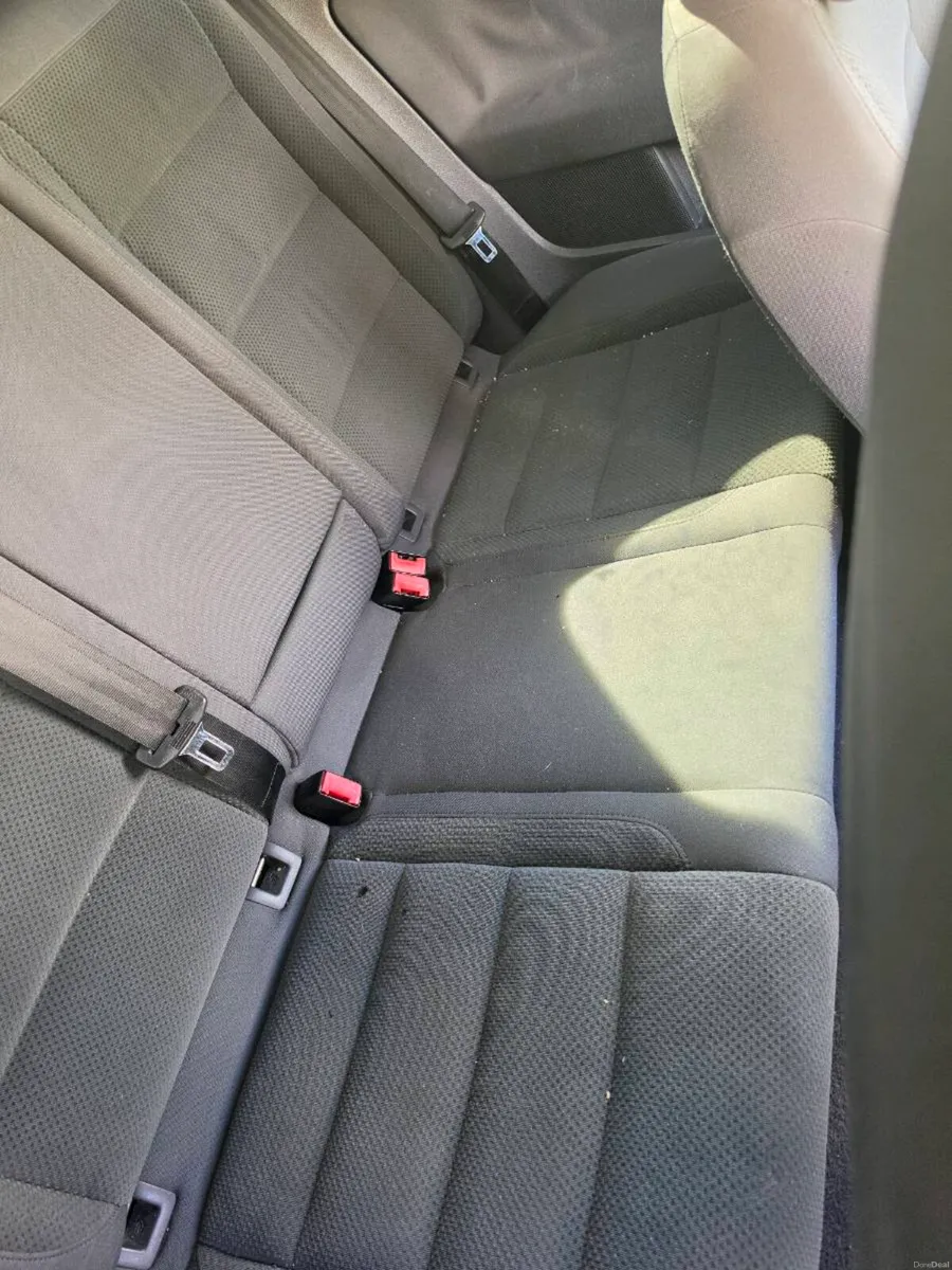 VW Golf - Image 5