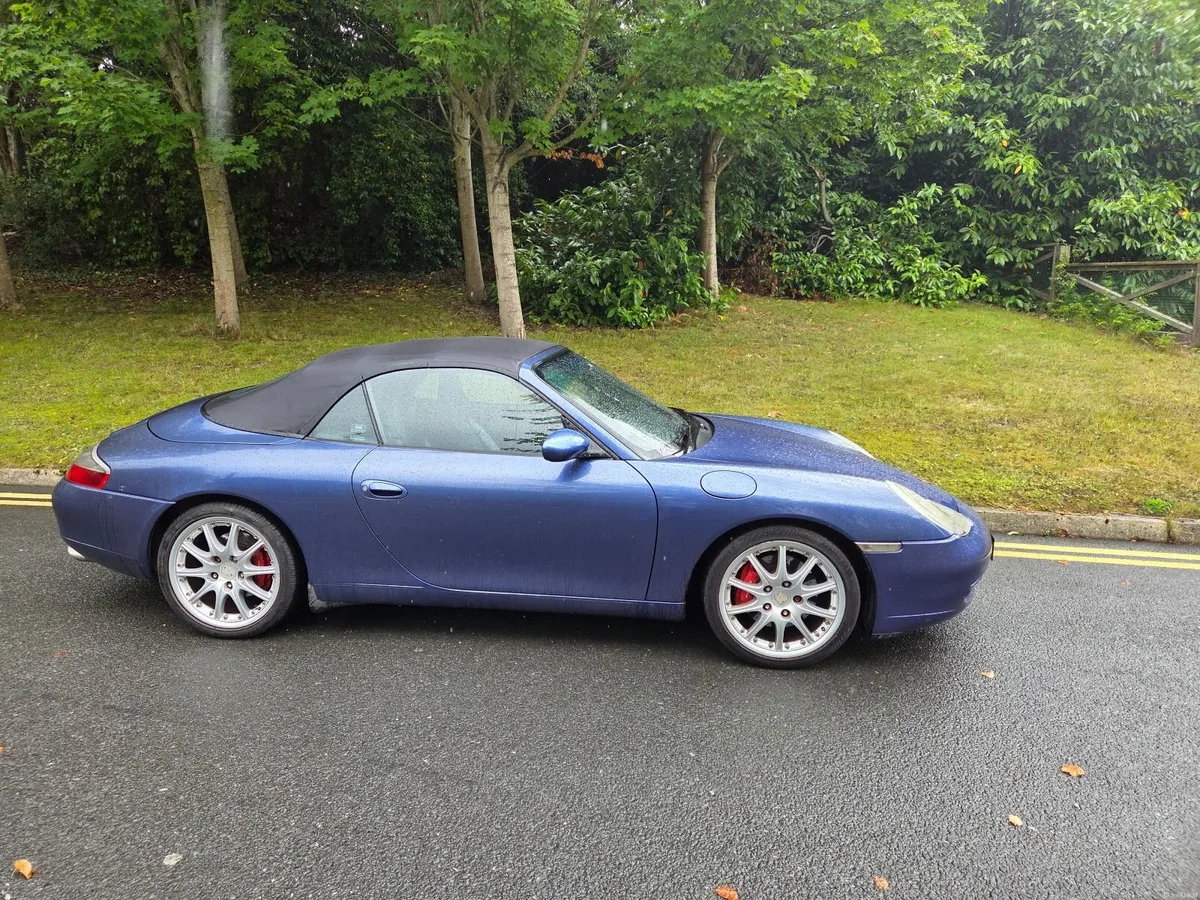 Porsche 911 - Image 1
