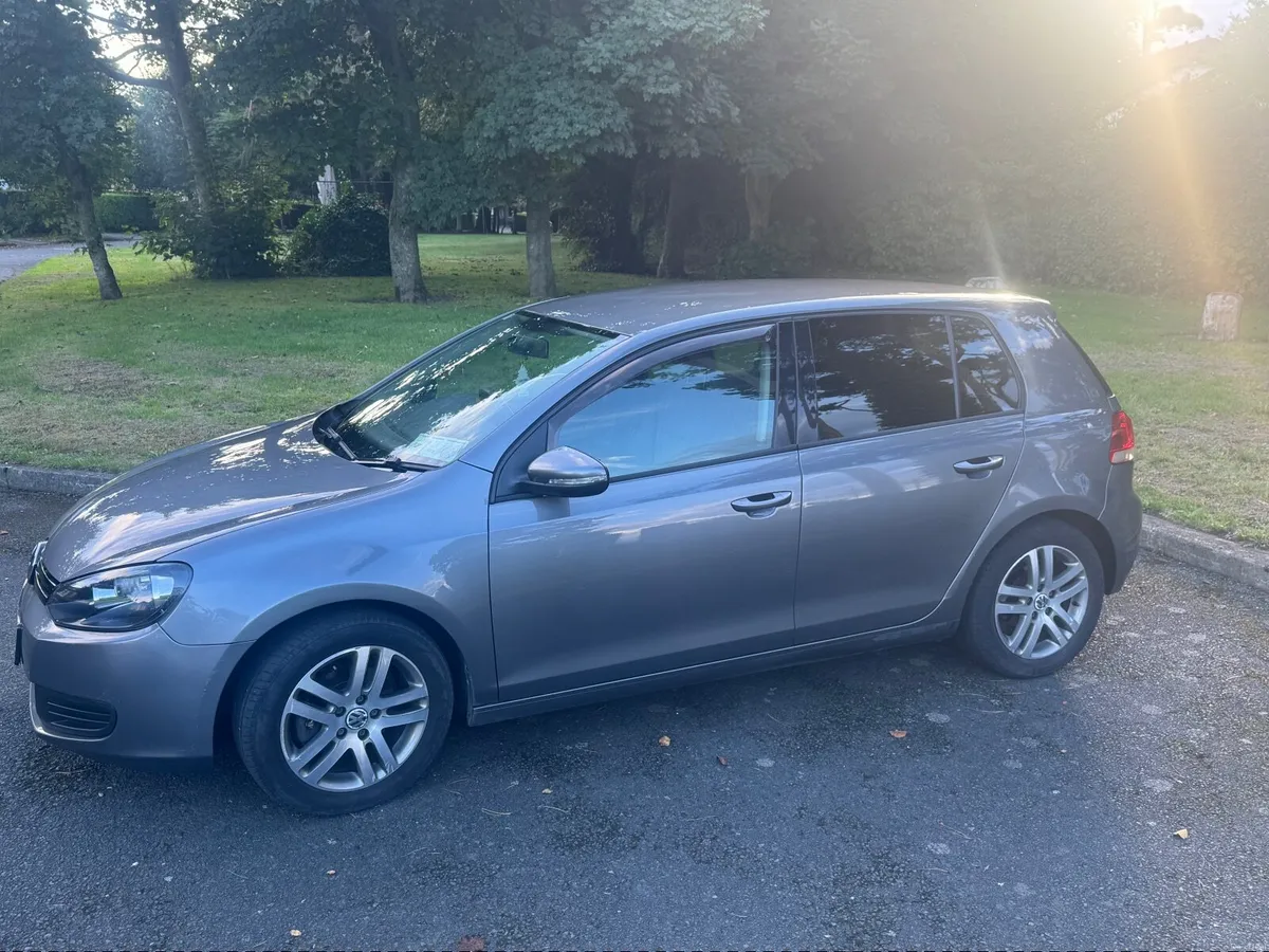 Volkswagen Golf Auto 1.2 TSI S 103BHP 5DR - Image 1