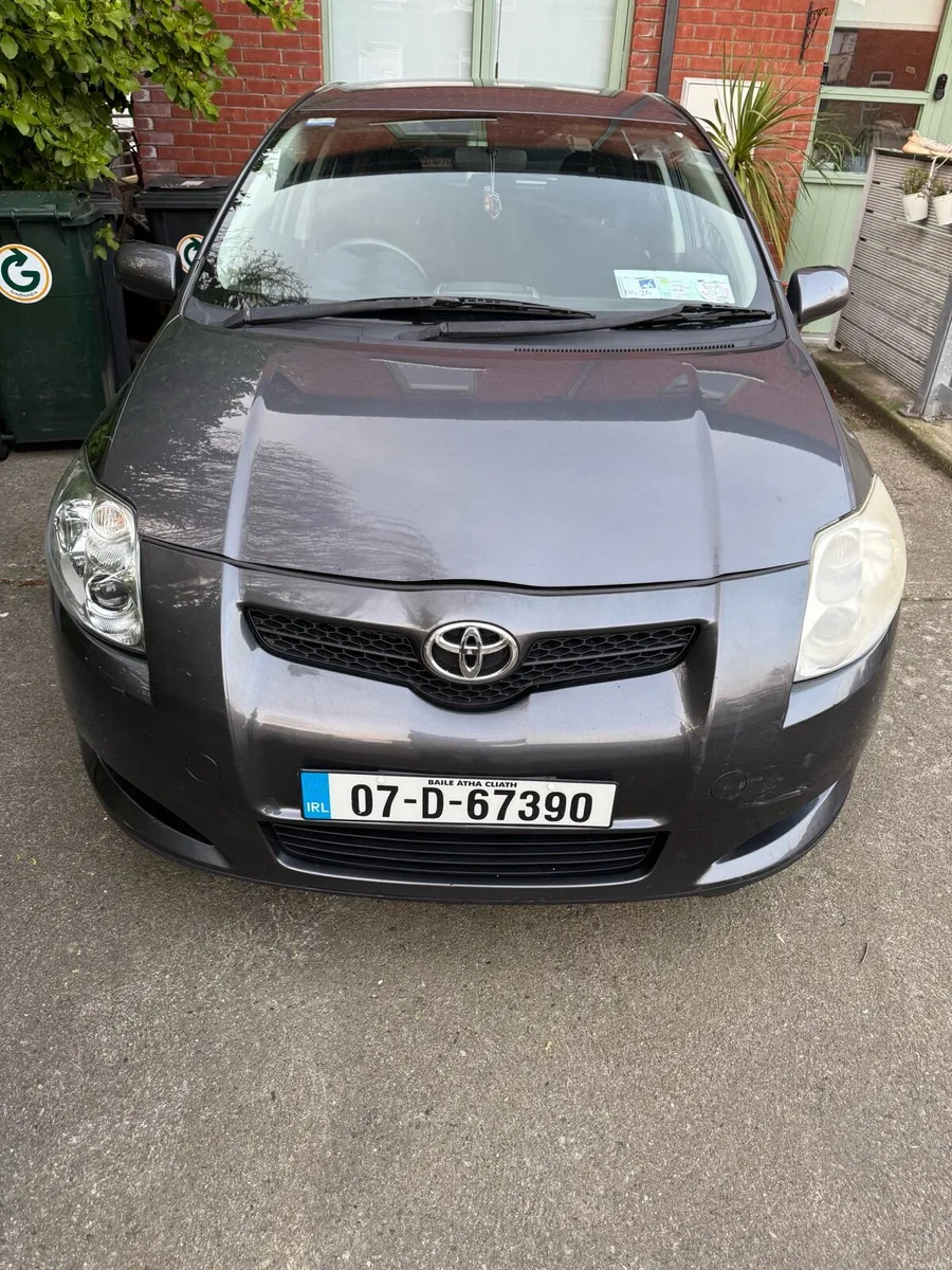 2007 Toyota auris - Image 1