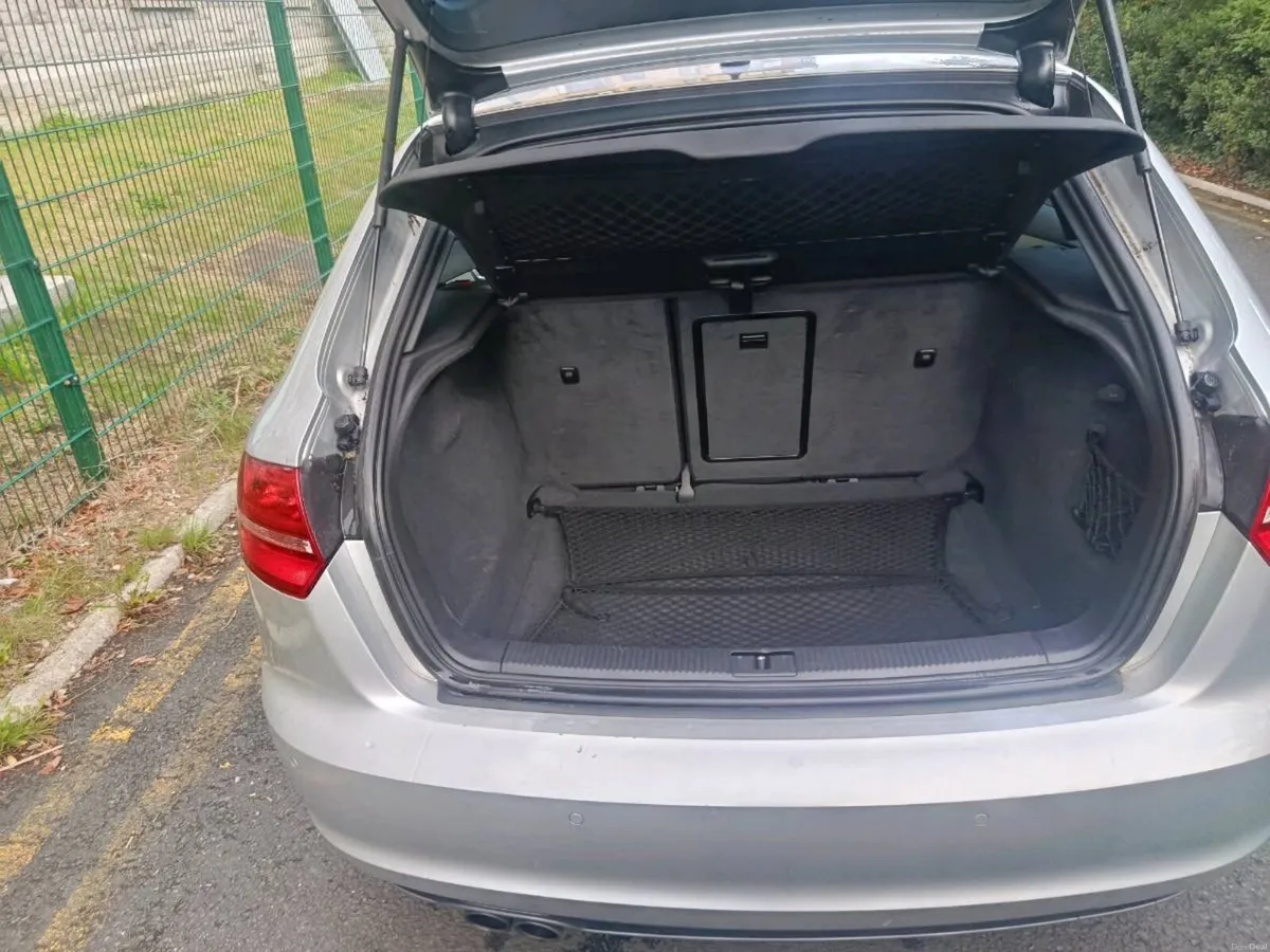 Car - Image 3