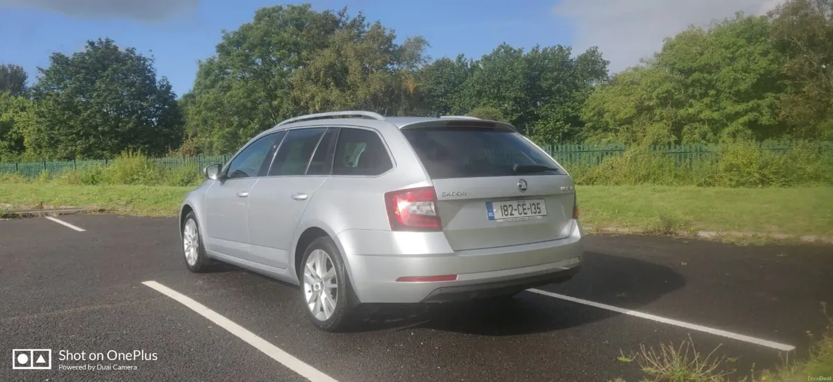 2018 (182) Skoda Octavia Combi Estate Style Diesel - Image 5