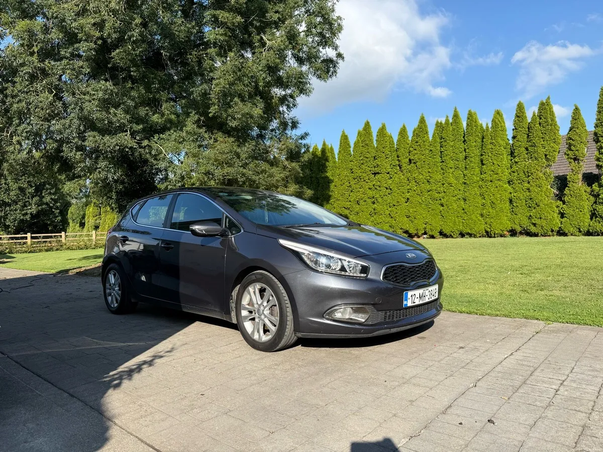 Kia Ceed 2012 - Image 1