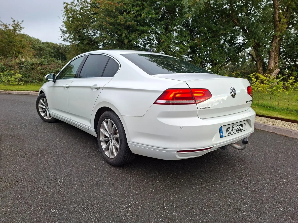 Volkswagen Passat 2.0 TDI Business Edition 2015 - Image 5
