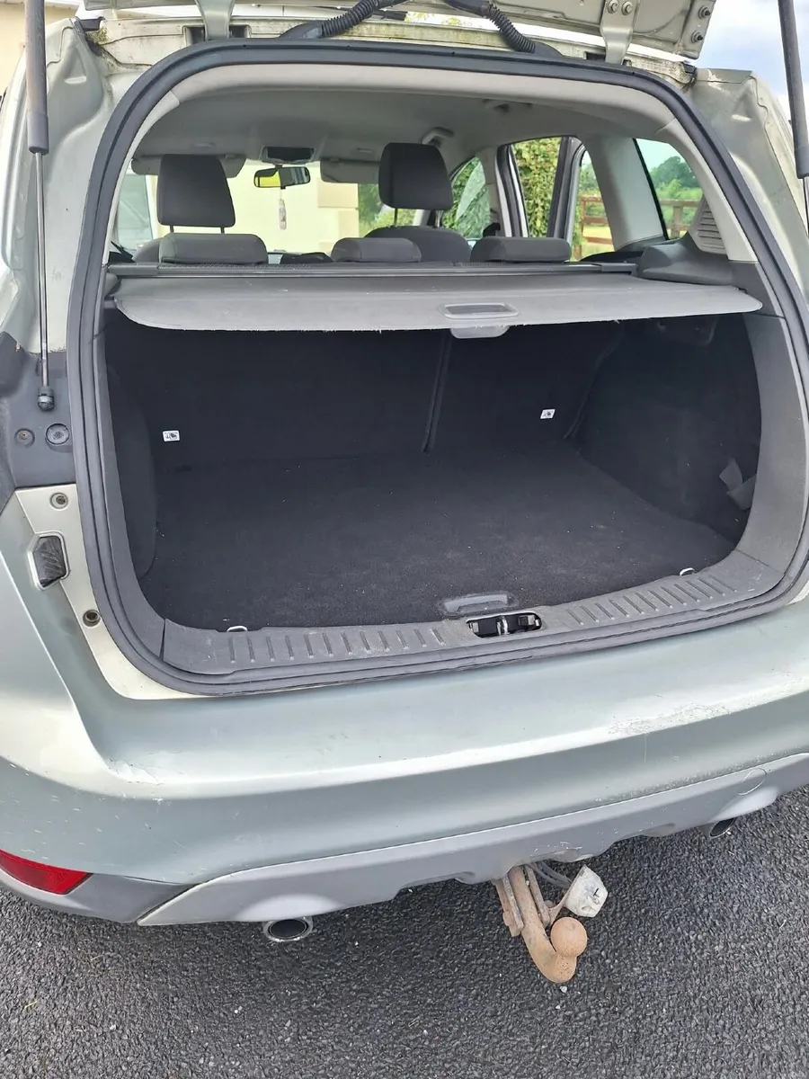 Ford Kuga 2010 - Image 3