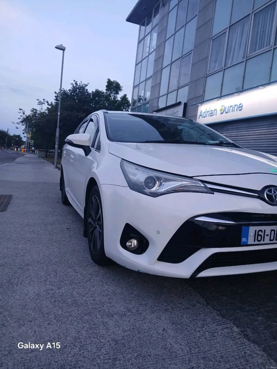 Toyota Avensis - Image 6