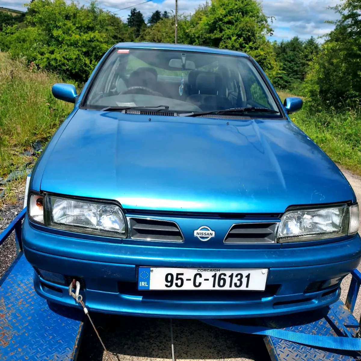 Nissan Primera, Mini, Peugeot 205 - Image 1