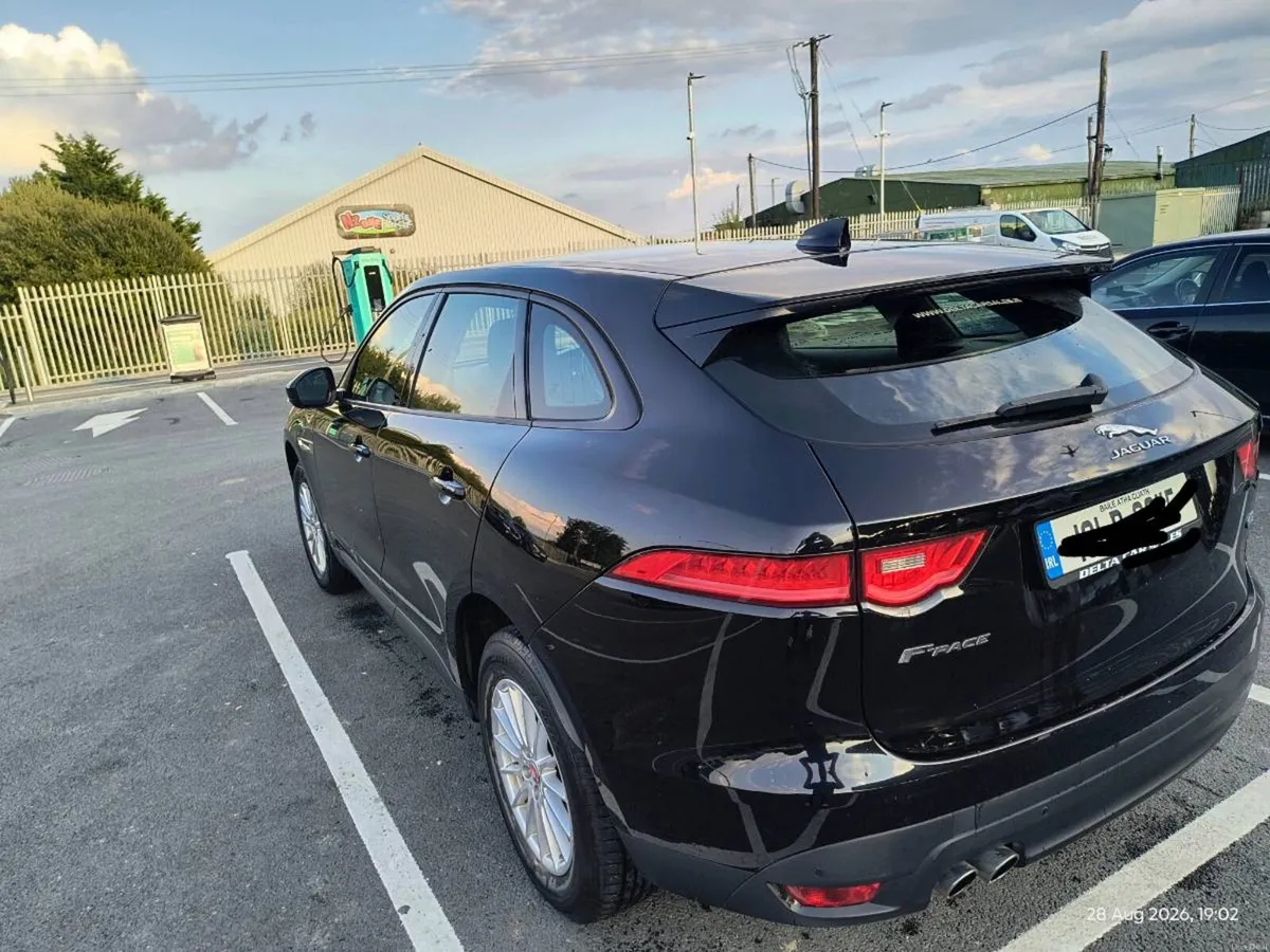 Jaguar F-Pace - Image 6