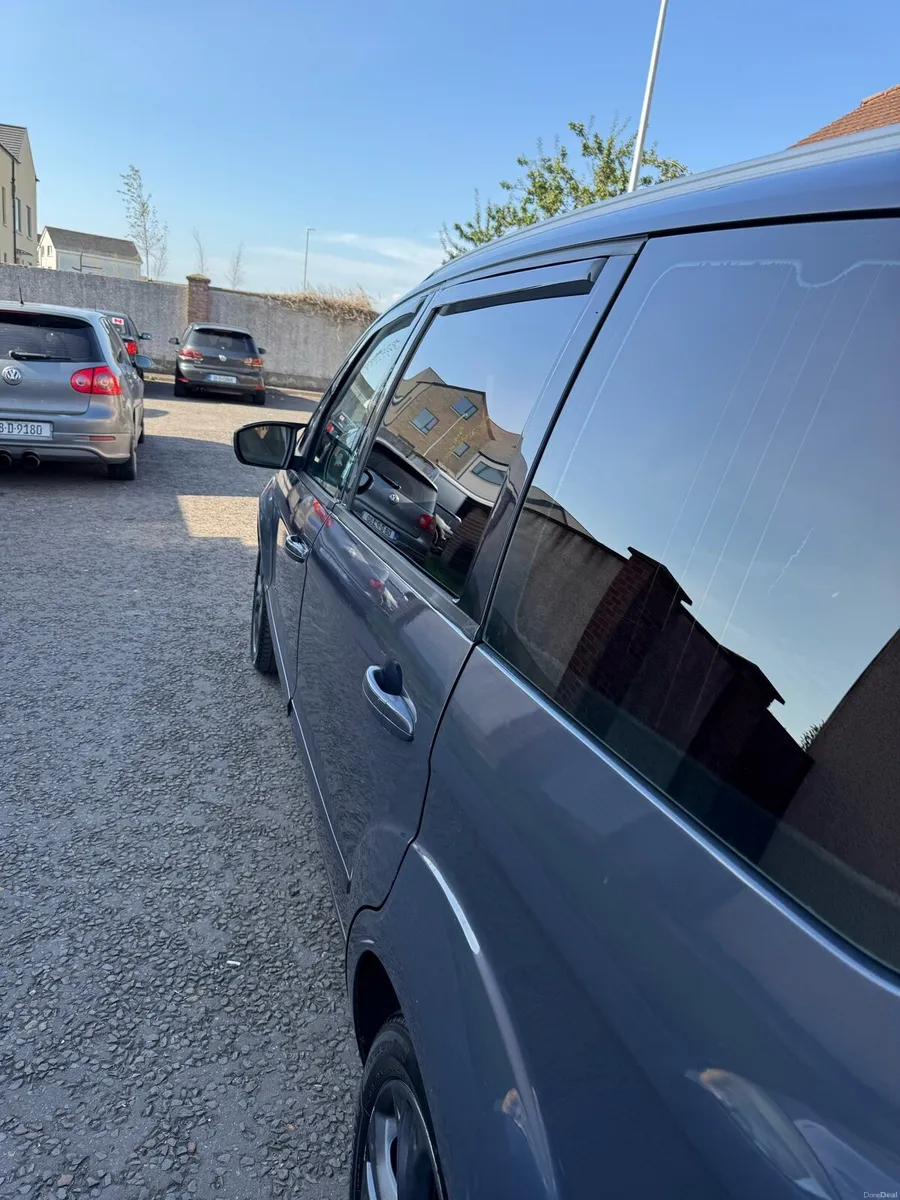 Van /Ford galaxy tax✅ NCT✅7 seats - Image 3
