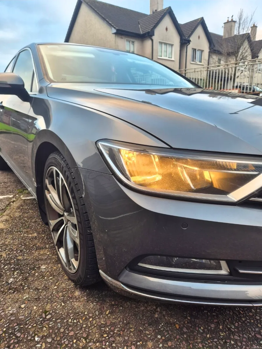 VOLKSWAGEN PASSAT 2.0 TDI GT BLUEMOTION 150PS 4DR - Image 2