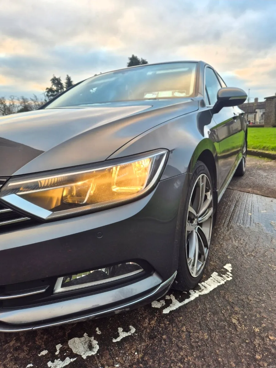 VOLKSWAGEN PASSAT 2.0 TDI GT BLUEMOTION 150PS 4DR - Image 3