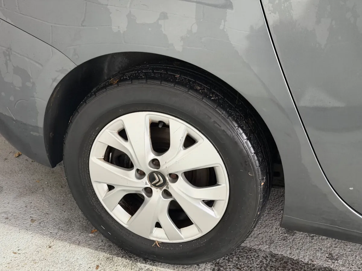 Citroen C4 2016 (very clean 7 seater) - Image 6