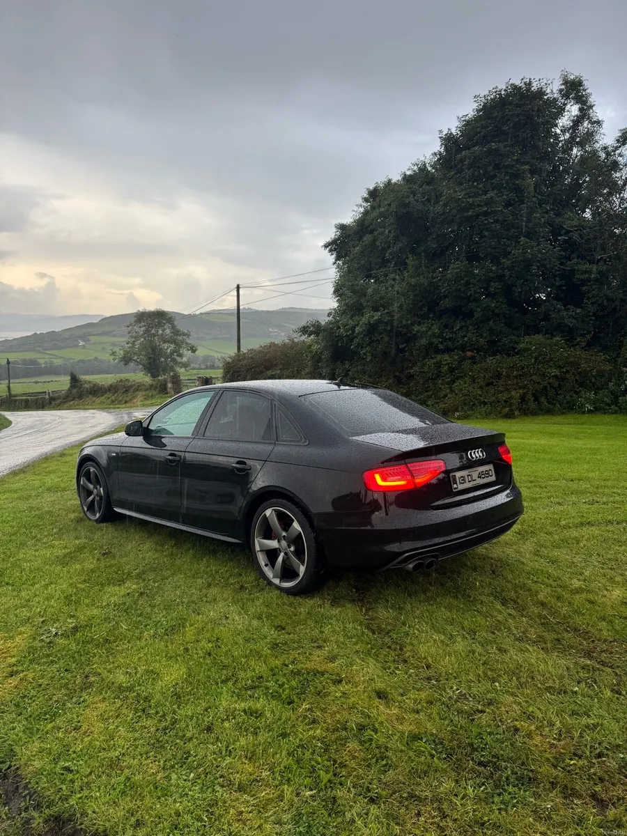 Audi A4 Sline Black Edition - Image 4