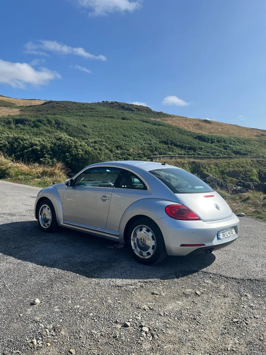 Volkswagen Beetle 2016 - Image 5