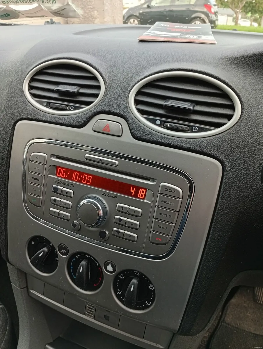 Ford Focus 2009 - Image 5