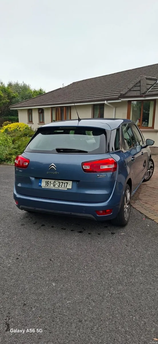 Citroen C4 Picasso 1.6HDI Diesel Automatic 5 Seats - Image 3