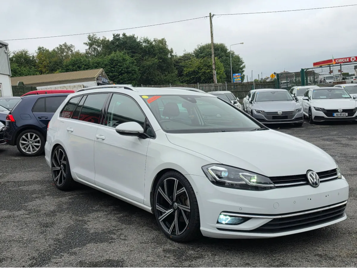 Volkswagen Golf SPECIAL OFFER ESTATE 2.0 TDI COMFO - Image 6