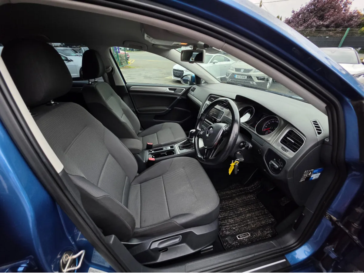 Volkswagen Golf 1.2 TSI AUTOMATIC - ALLOYS  -  REV - Image 5