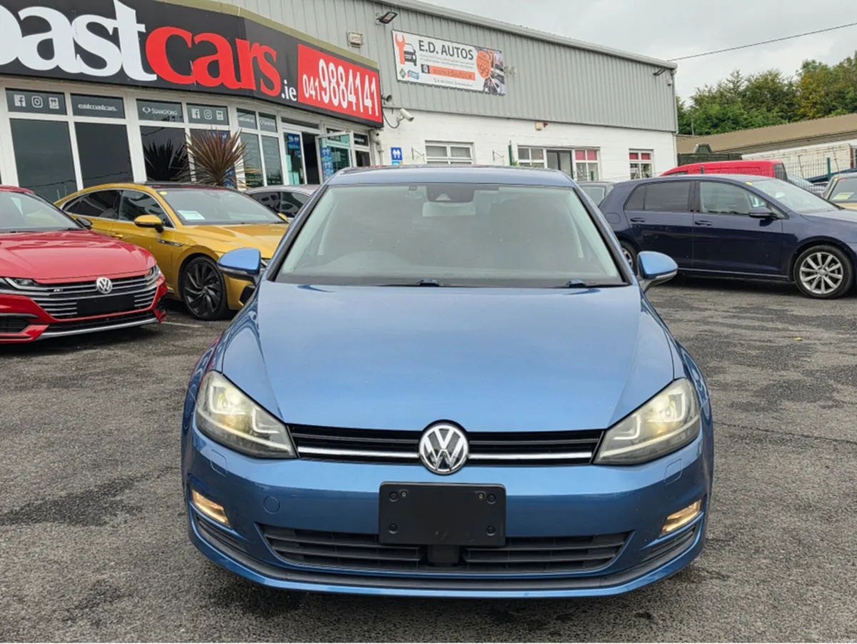 Volkswagen Golf 1.2 TSI AUTOMATIC - ALLOYS  -  REV - Image 3