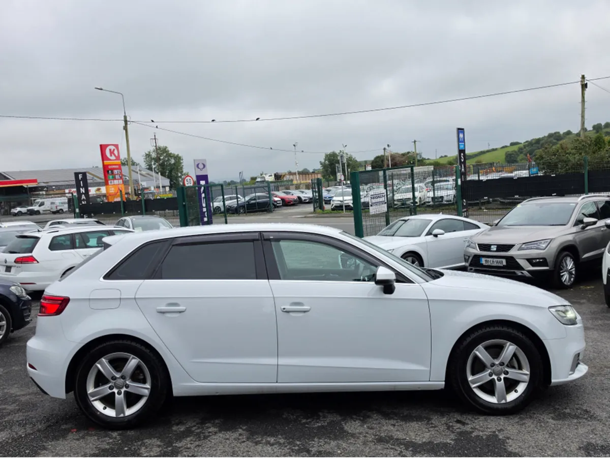 Audi A3 1.4 TFSI AUTOMATIC - FACE-LIFT - VIRTUAL C - Image 3