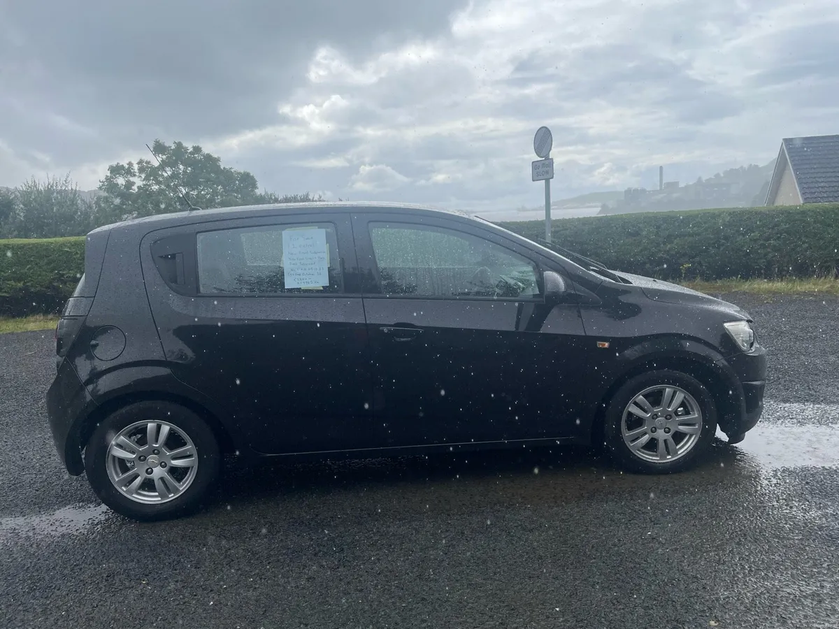 Car - Image 4