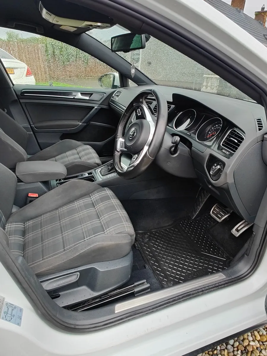 Volkswagen Golf 2015 - Image 3