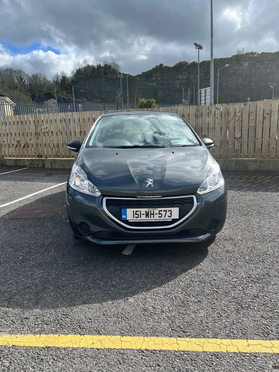 Peugeot 208 2015 - Image 5