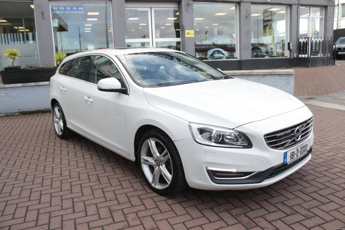 2018 VOLVO V60 - Image 1