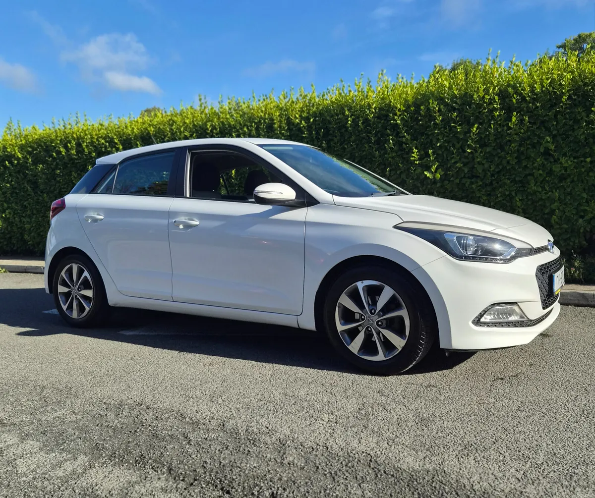 Hyundai i20 // Only 91k km // Tax & Nct - Image 2