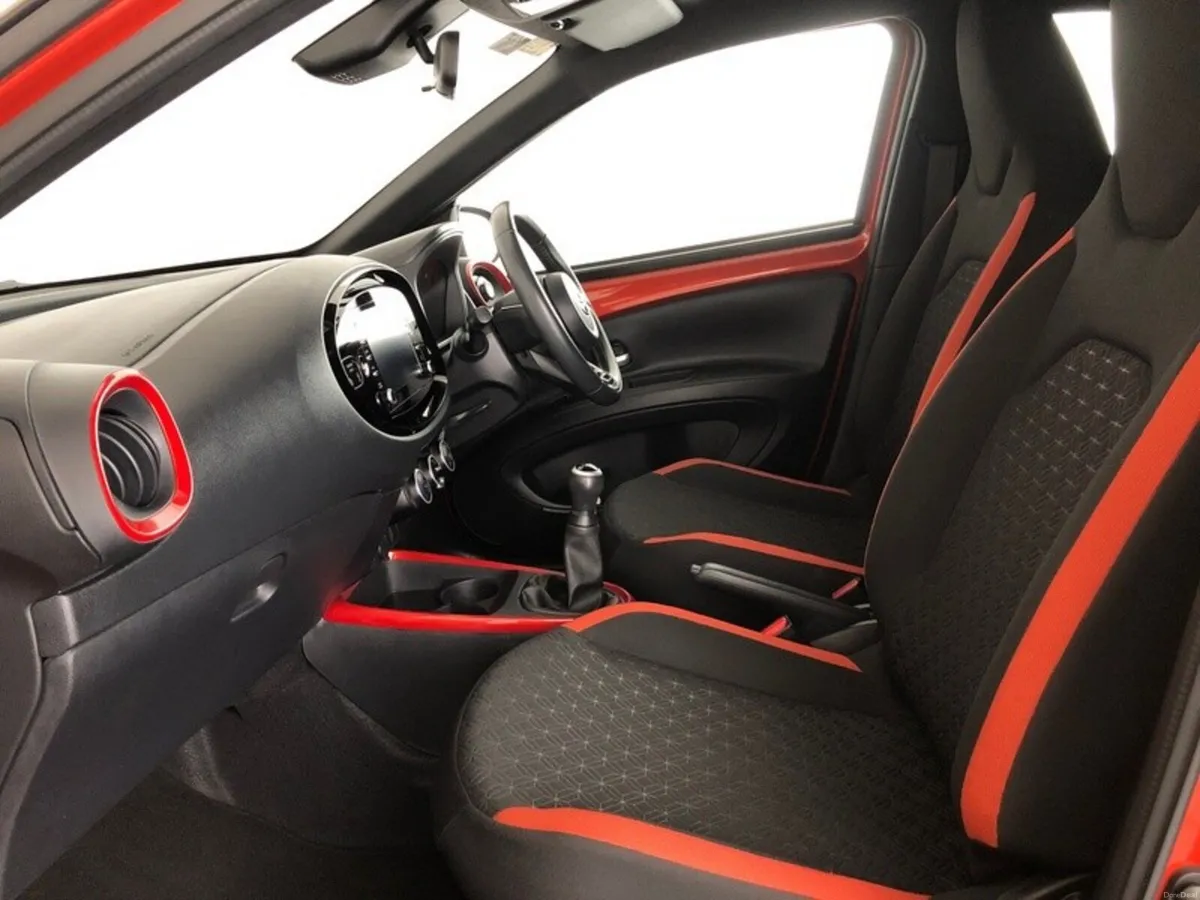 Toyota Aygo X AYGO X DESIGN - Image 6