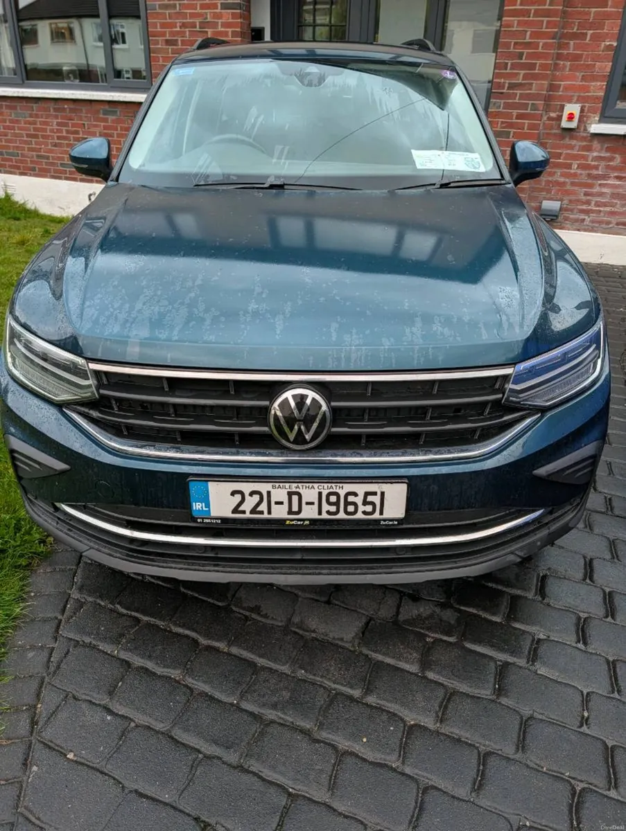 2022 Volkswagen Tiguan - Image 1