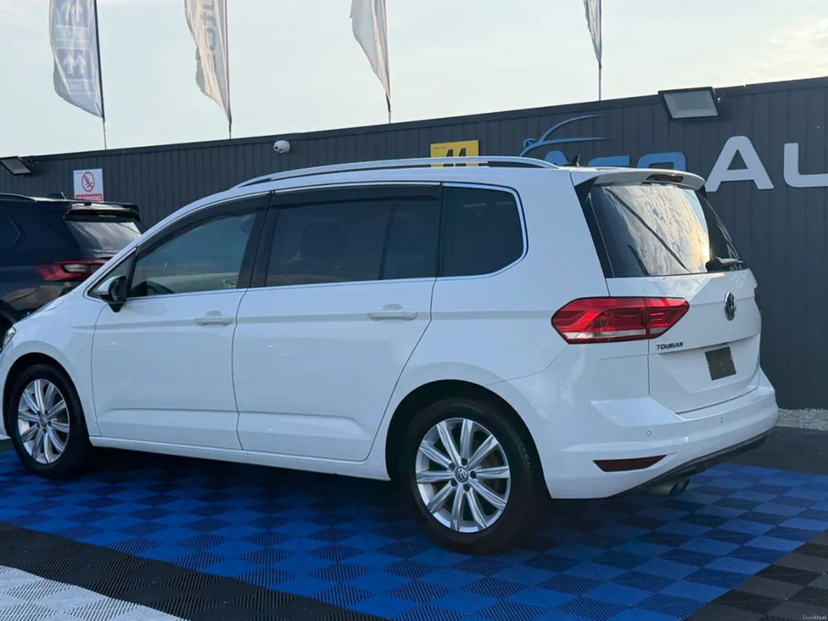 Volkswagen Touran HIGHLINE - 1.4L PETROL - AUTO - - Image 6