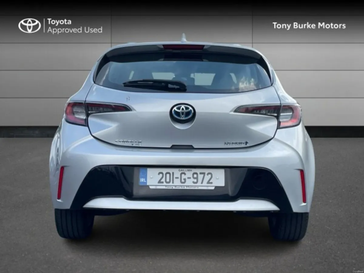 Toyota Corolla Hatch - Luna Edition - 1.8 Hybrid - - Image 5