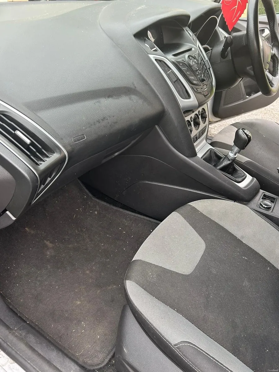Ford Focus 2012 - Image 4